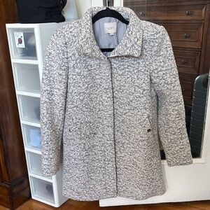 LOFT Women's Gray/white Coat